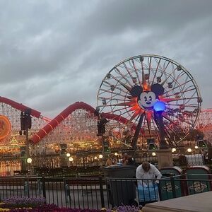 Meet your Posher, Elias